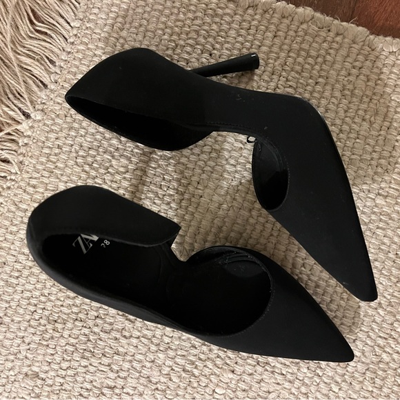 Pointy heel in good condition - Picture 6 of 10